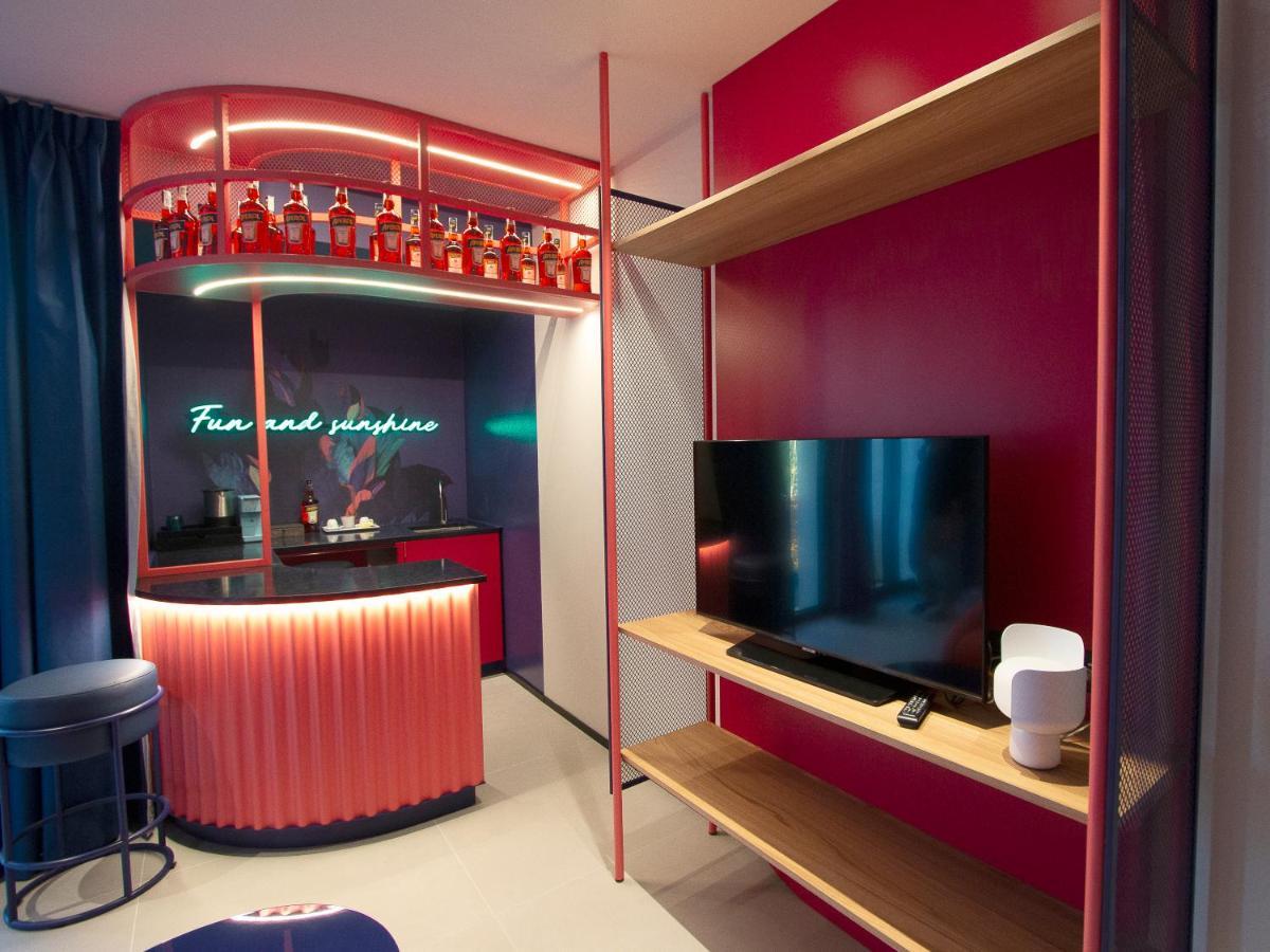 Demo Hotel Design Emotion Rimini Eksteriør bilde