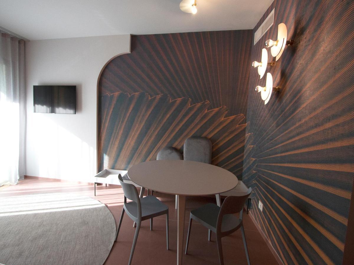 Demo Hotel Design Emotion Rimini Eksteriør bilde